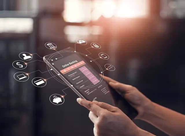 Ngành Thương mại điện tử và Marketing số